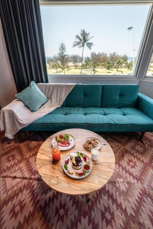 The Pink Hotel Coolangatta Gold Coast Buitenkant foto